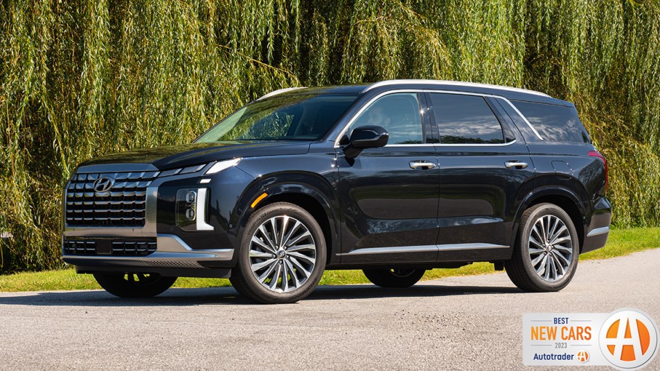 2023 Hyundai Palisade  in black.