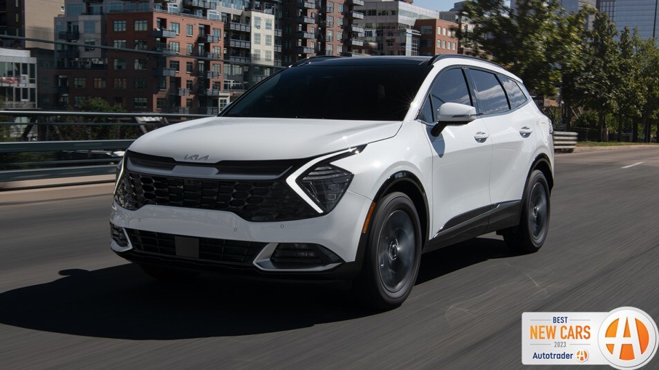 2023 Kia Sportage in white.