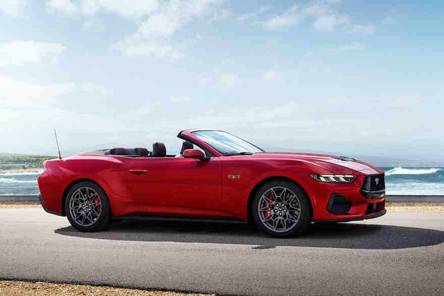 2024-ford-mustang-right-profile