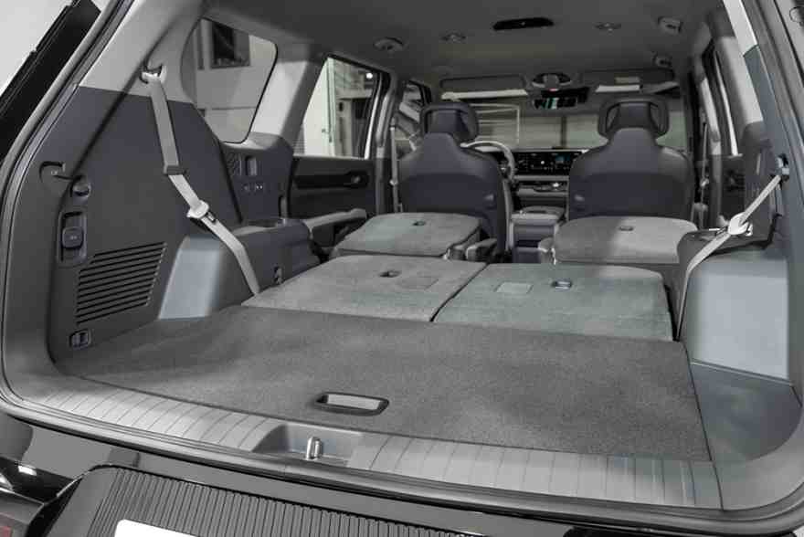 2024-kia-ev9-interior-trunk