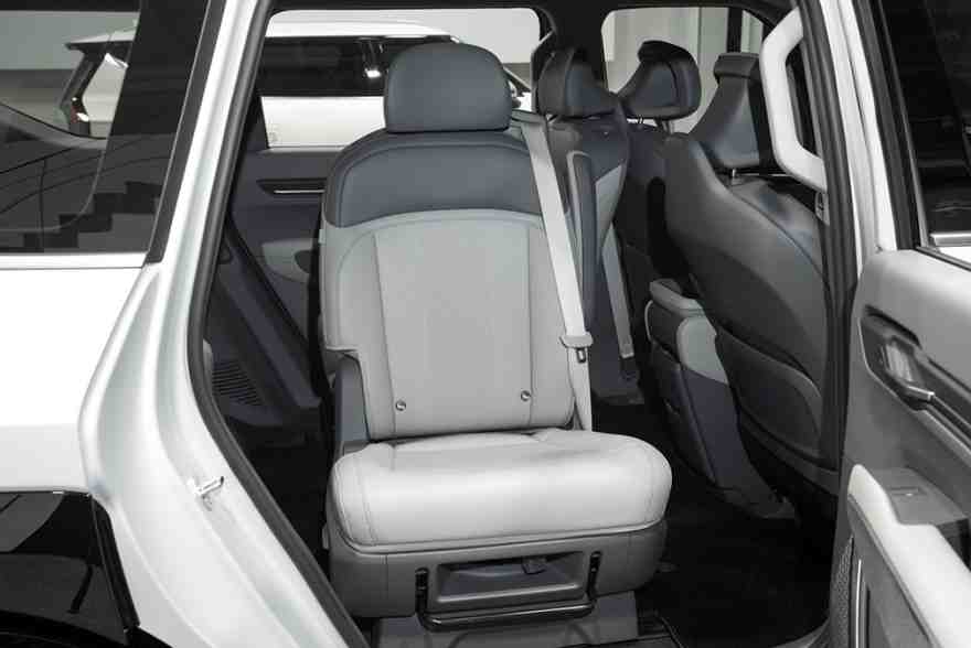 2024-kia-ev9-interior