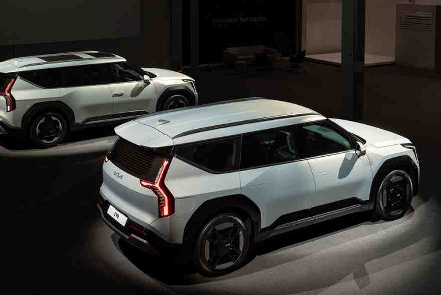 2024-kia-ev9-side