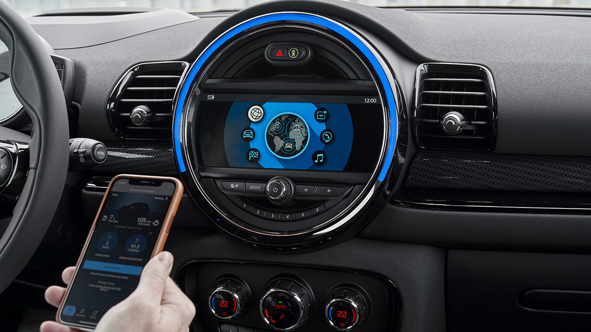 2024 Mini Clubman interior.