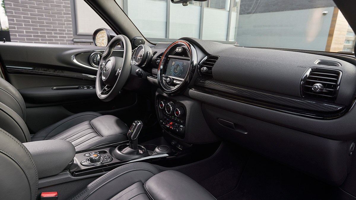 2024 Mini Clubman interior.