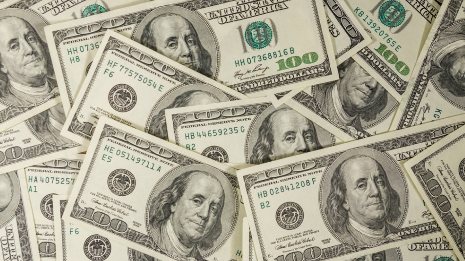 100 dollar bills