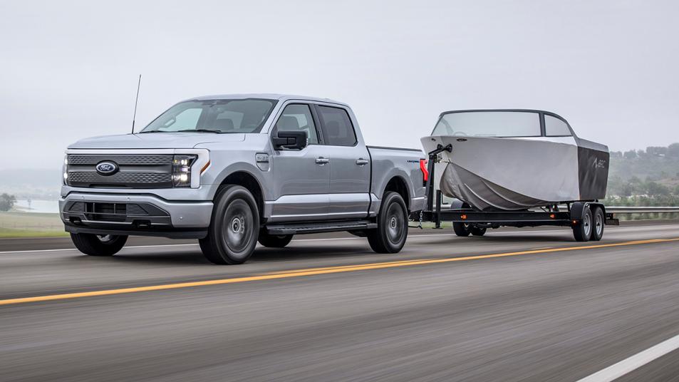 F-150 Lightning XLT tow