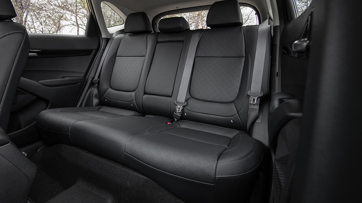 2024 Kia Seltos S interior