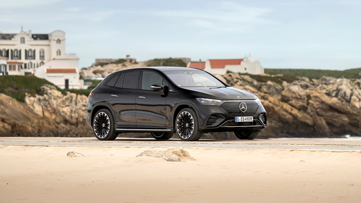 2023 Mercedes-EQ EQE 350+/350 4Matic in black