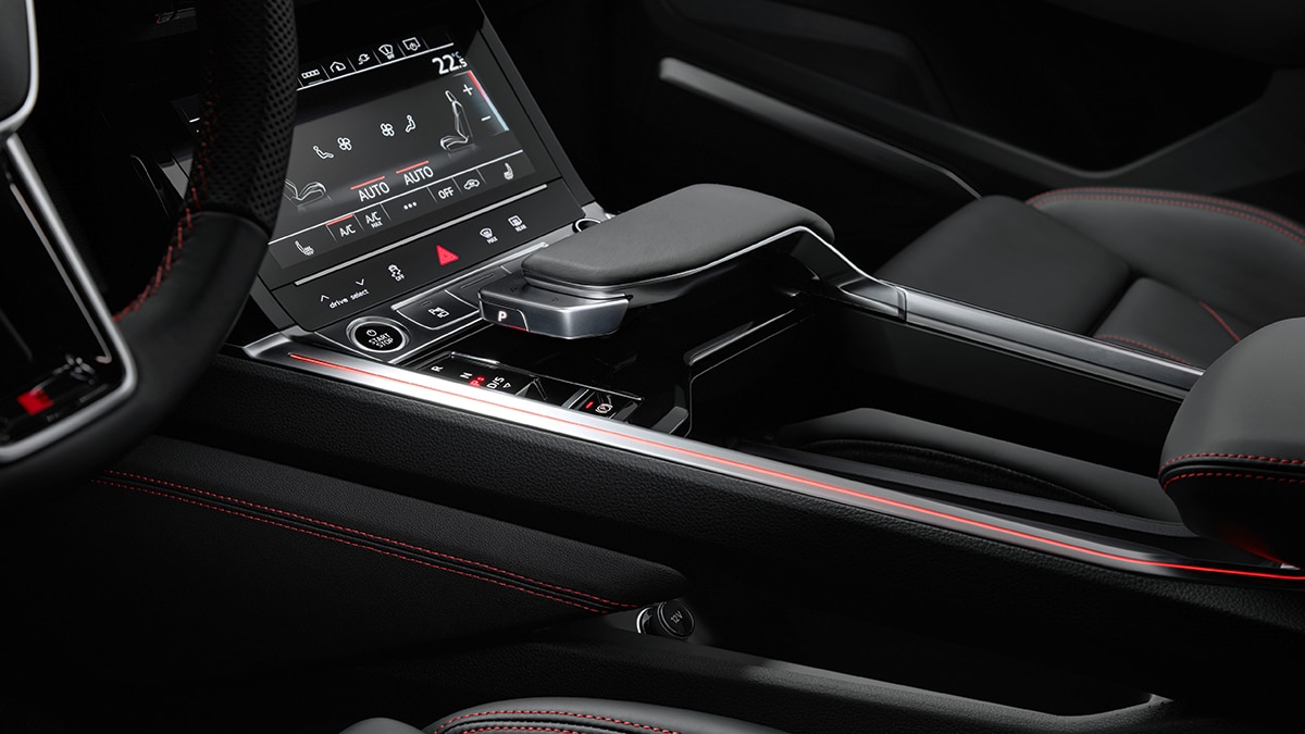 Audi Q8 e-tron interior
