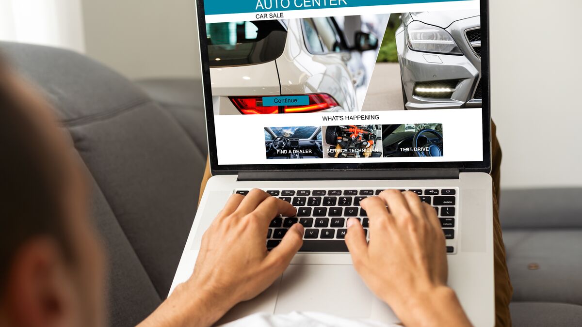 online-car-shopping_316834
