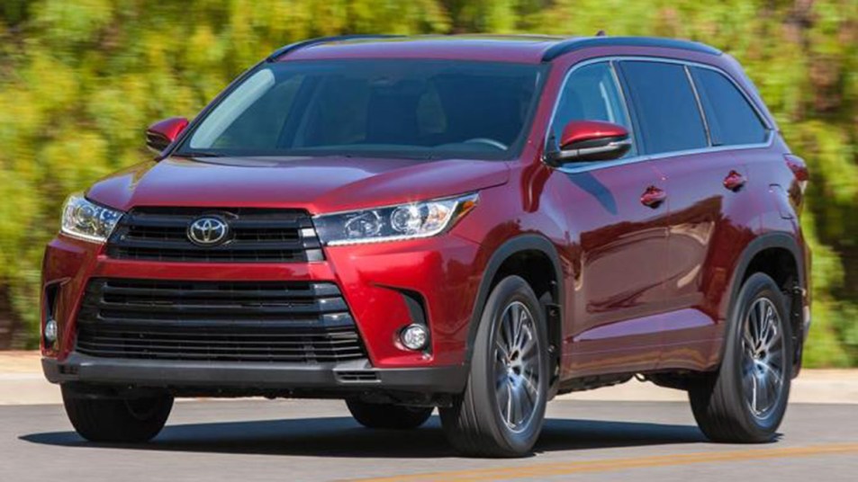 Best Used 3-Row SUVs on a $30,000 Budget - Autotrader