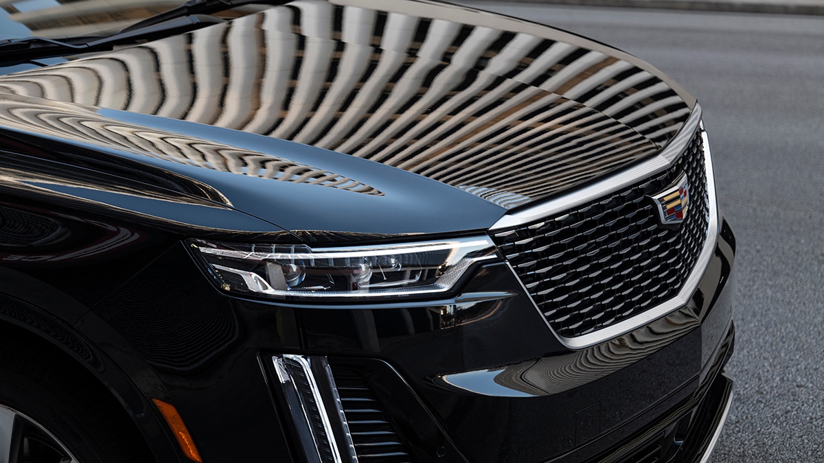 2021 Cadillac XT6 Luxury grill