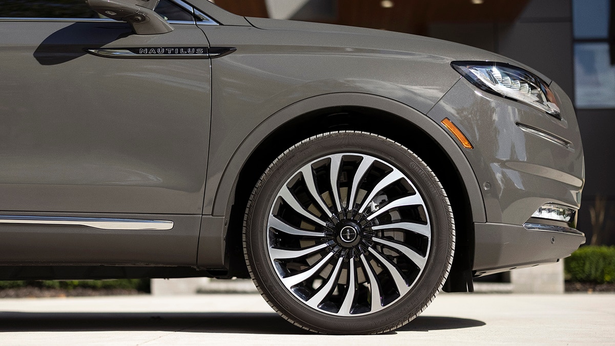 2022 Lincoln Nautilus Black Label Flight Theme