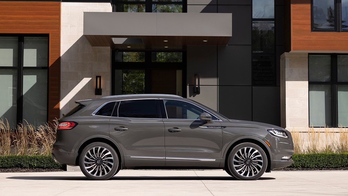 2022 Lincoln Nautilus Black Label Flight Theme