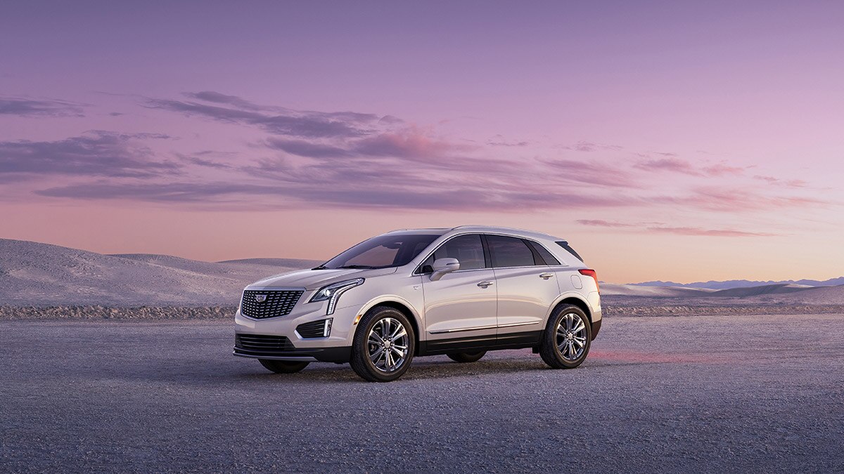 2023 Cadillac XT5 exterior.