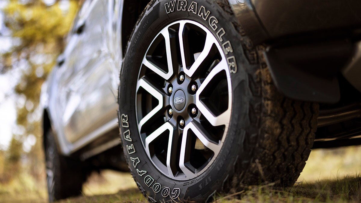 Here's a First Look at the 2024 Ford Ranger and Ranger Raptor Autotrader