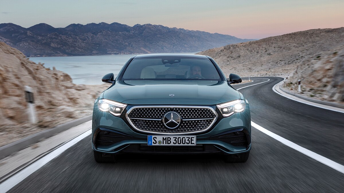 Here's a First Look at the 2024 MercedesBenz EClass Autotrader