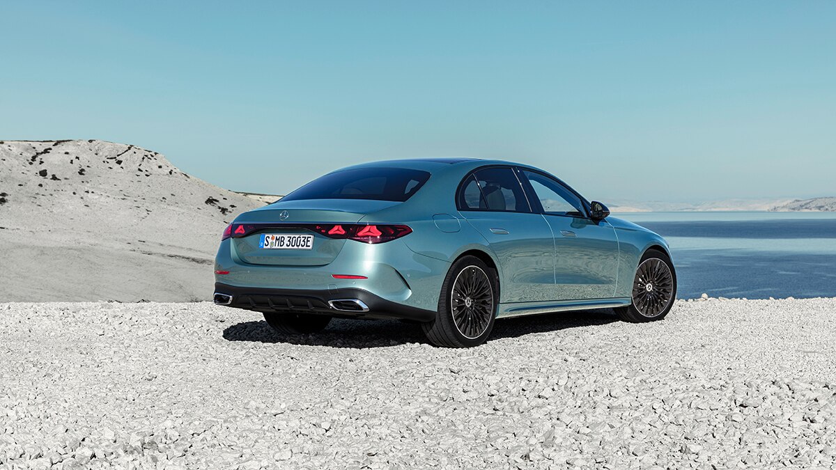 Here's a First Look at the 2024 MercedesBenz EClass Autotrader