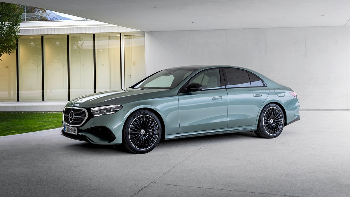 Here's a First Look at the 2024 MercedesBenz EClass Autotrader