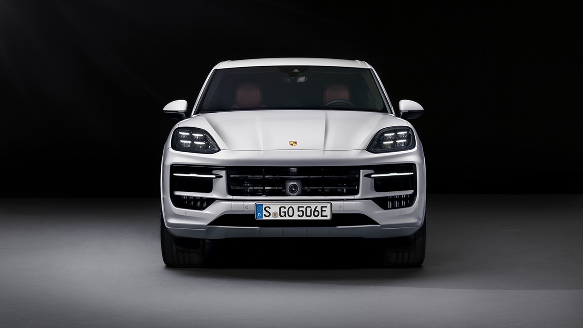 2024 Porsche Cayenne E-Hybrid in white.