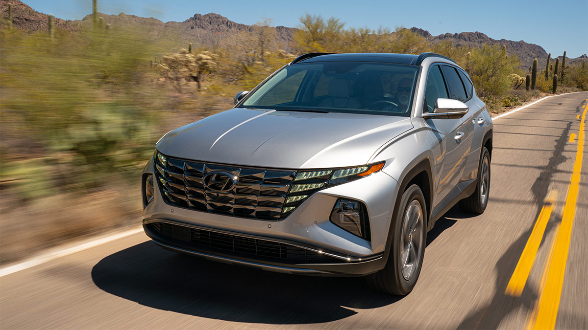2024 Hyundai Tucson in silver.
