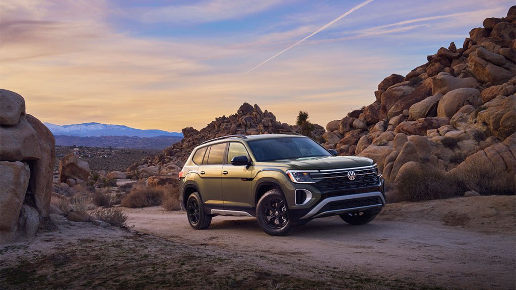2024 Volkswagen Atlas in grey.