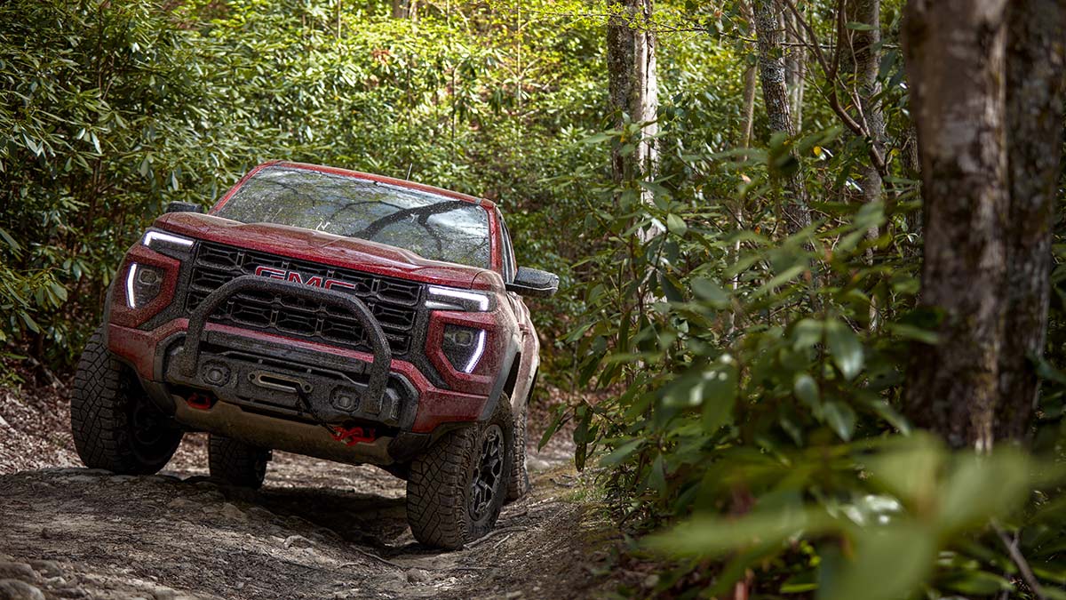 Here's a First Look at the 2024 GMC Canyon AT4X AEV Edition Autotrader