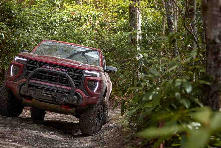Here's a First Look at the 2024 GMC Canyon AT4X AEV Edition Autotrader