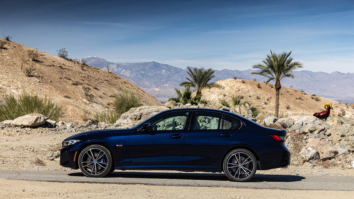 2024 BMW 330e in blue.