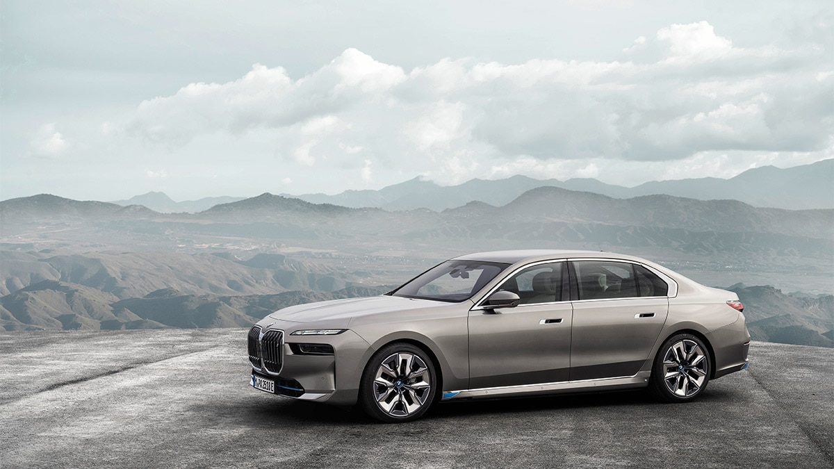 2024 BMW 7 Series in tan.