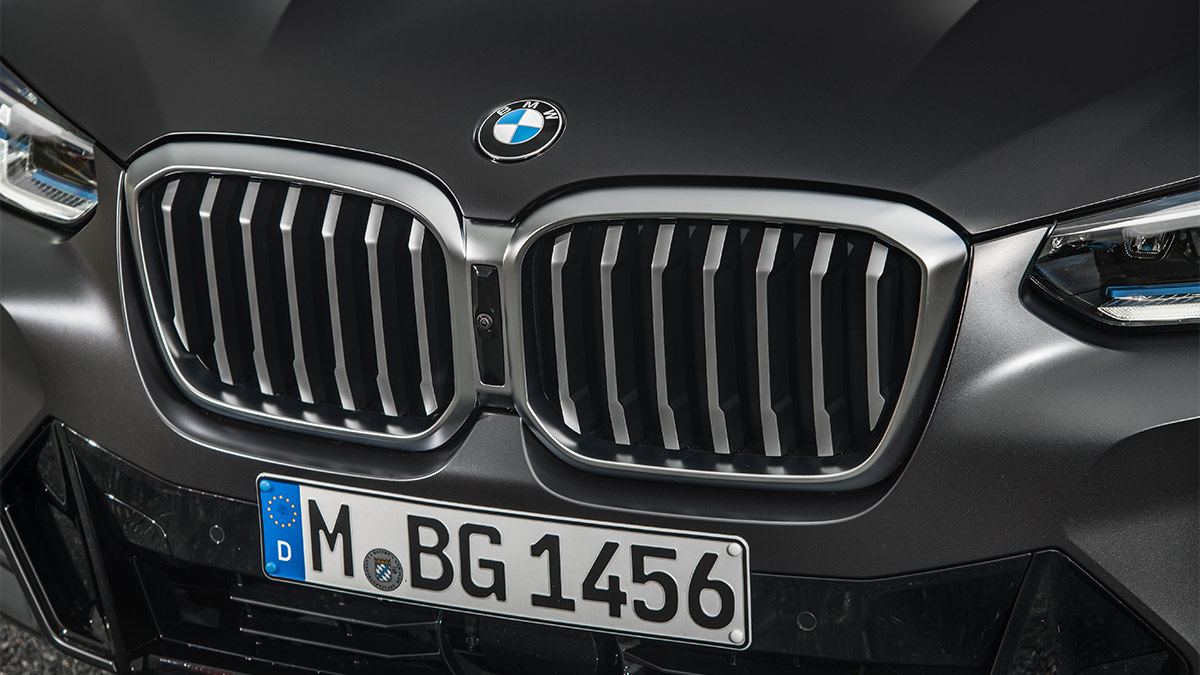 2024 BMW X3 bumper.