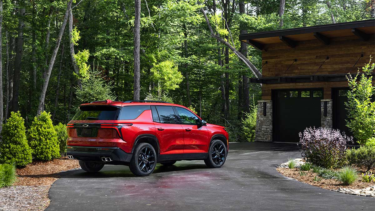2024 Chevrolet Traverse Gets Tougher Style Autotrader