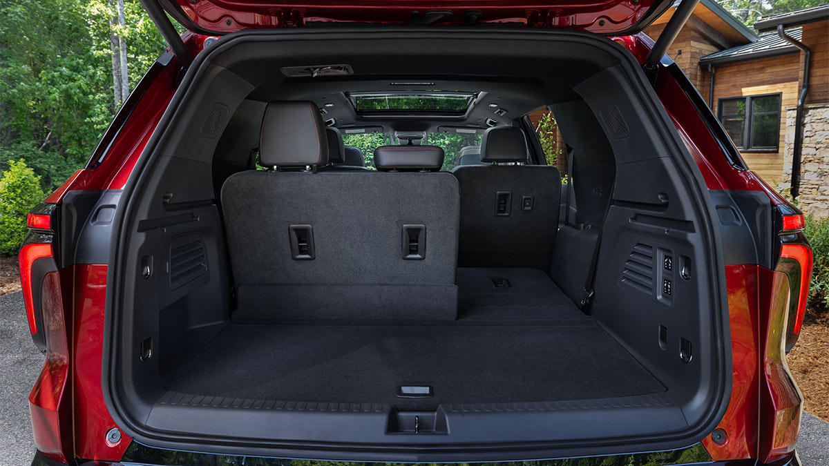 2024 Chevrolet Traverse Gets Tougher Style Autotrader