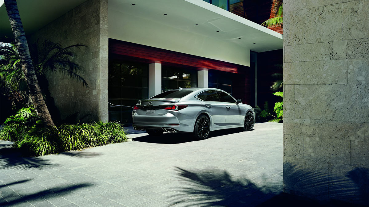 2024 Lexus ES in grey.