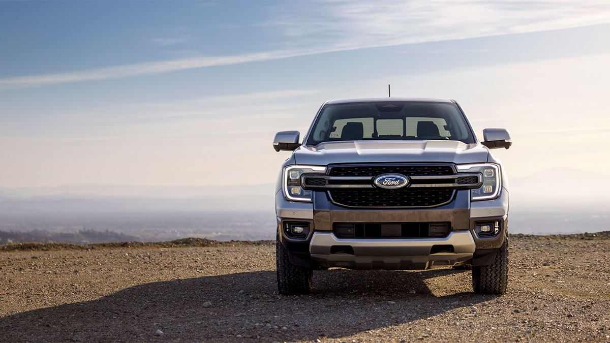 2024 Ford Ranger in silver.
