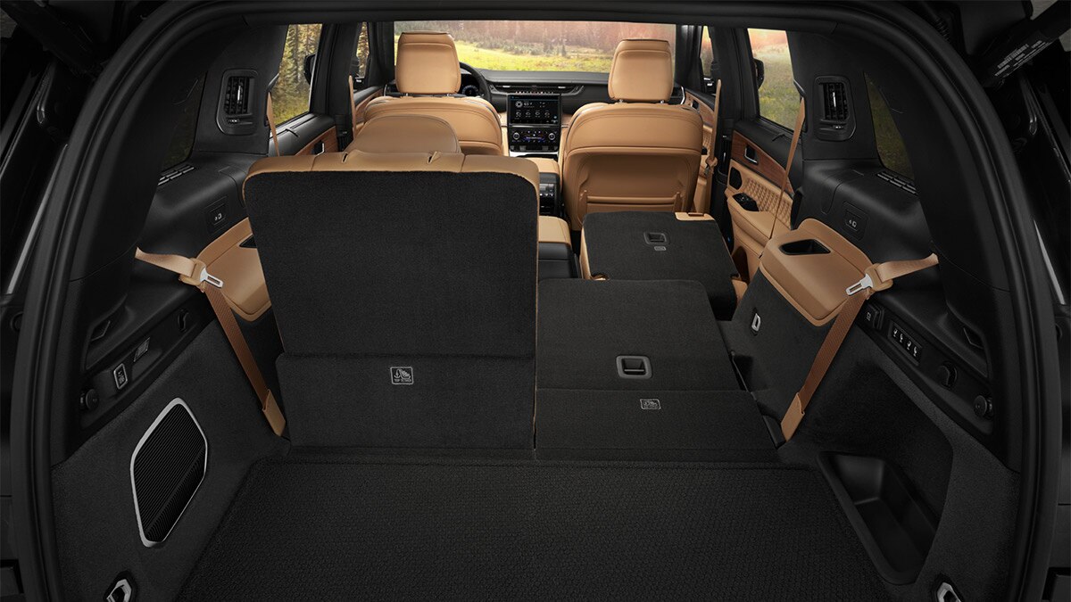 2024 Jeep Grand Cherokee L interior.