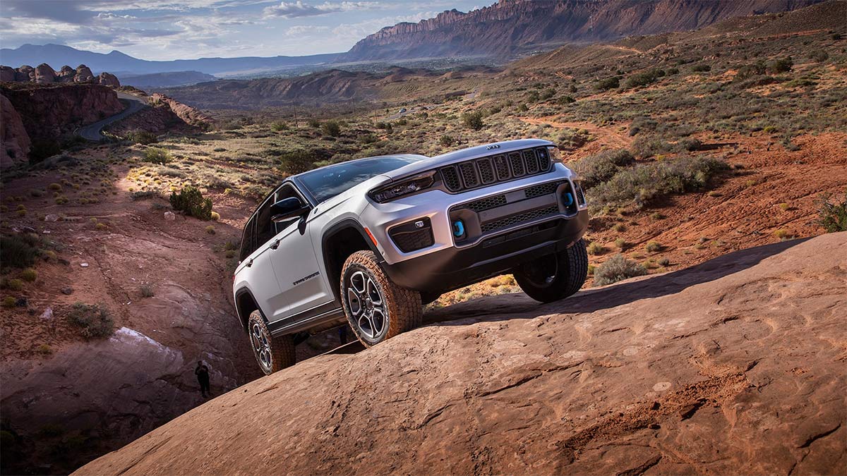 2024 Jeep Grand Cherokee in silver.