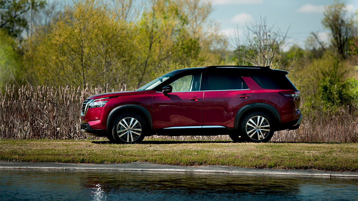2024 Nissan Pathfinder Choosing the Right Trim Autotrader