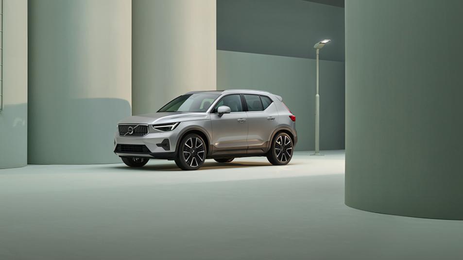 2024 Volvo XC40 in silver.