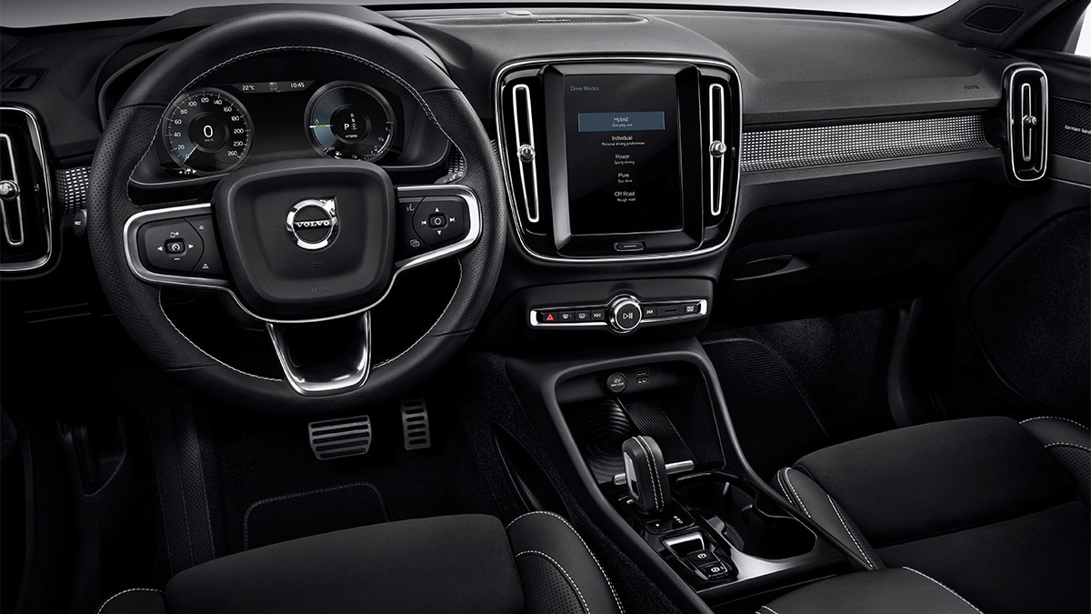 Volvo XC40 Hybrid Interior & Infotainment