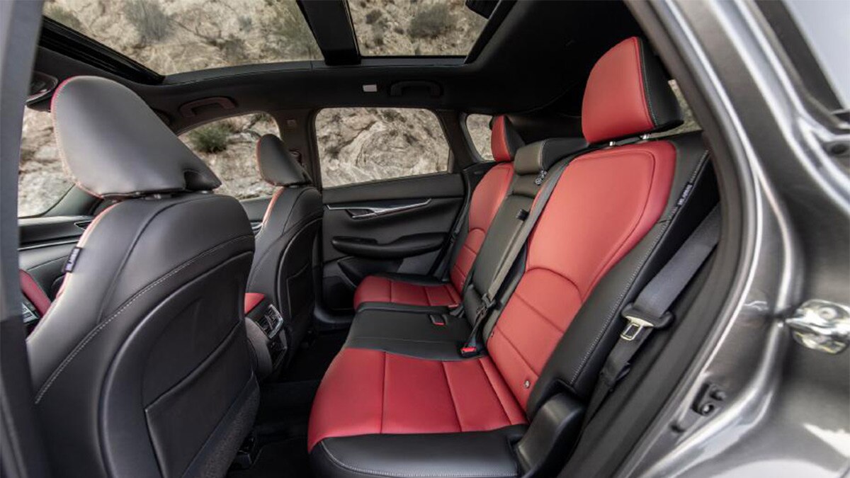 2024-infiniti-qx50-red-seats