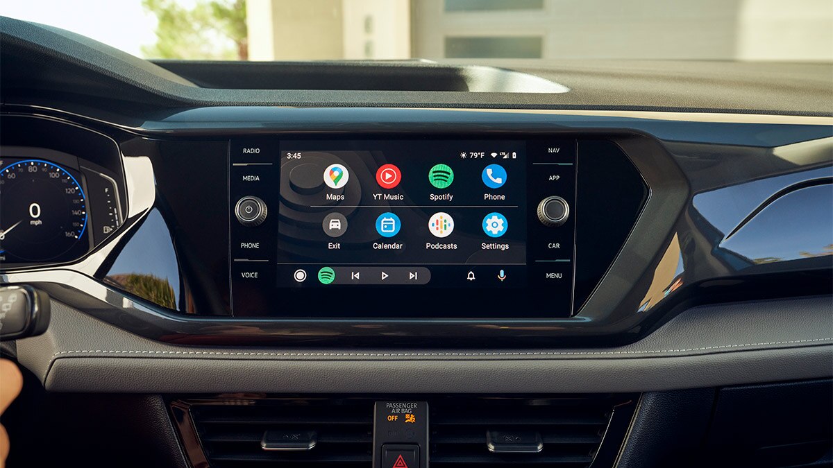 2024-volkswagen-taos-radio