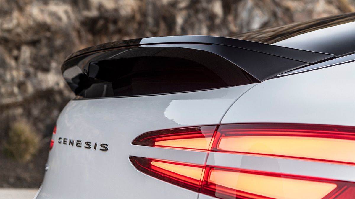 The 2024 Genesis GV60 rear taillight.