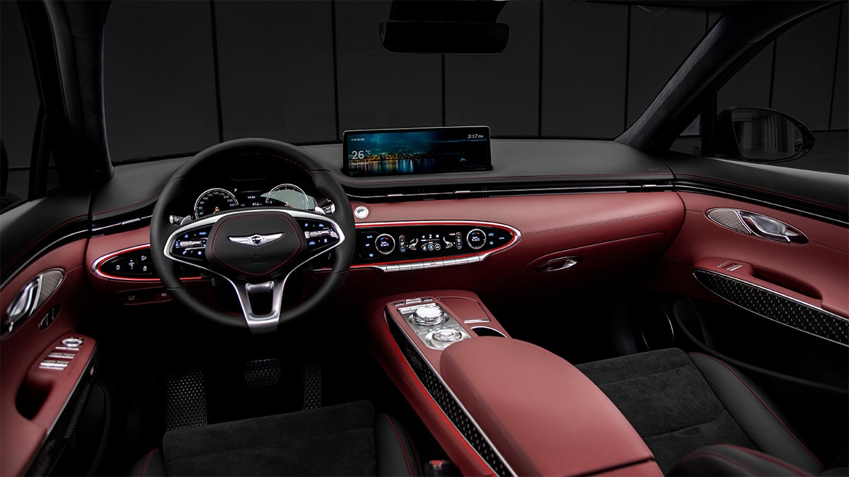 The GV70 interior is elegant and handsome, with top-quality materials. 