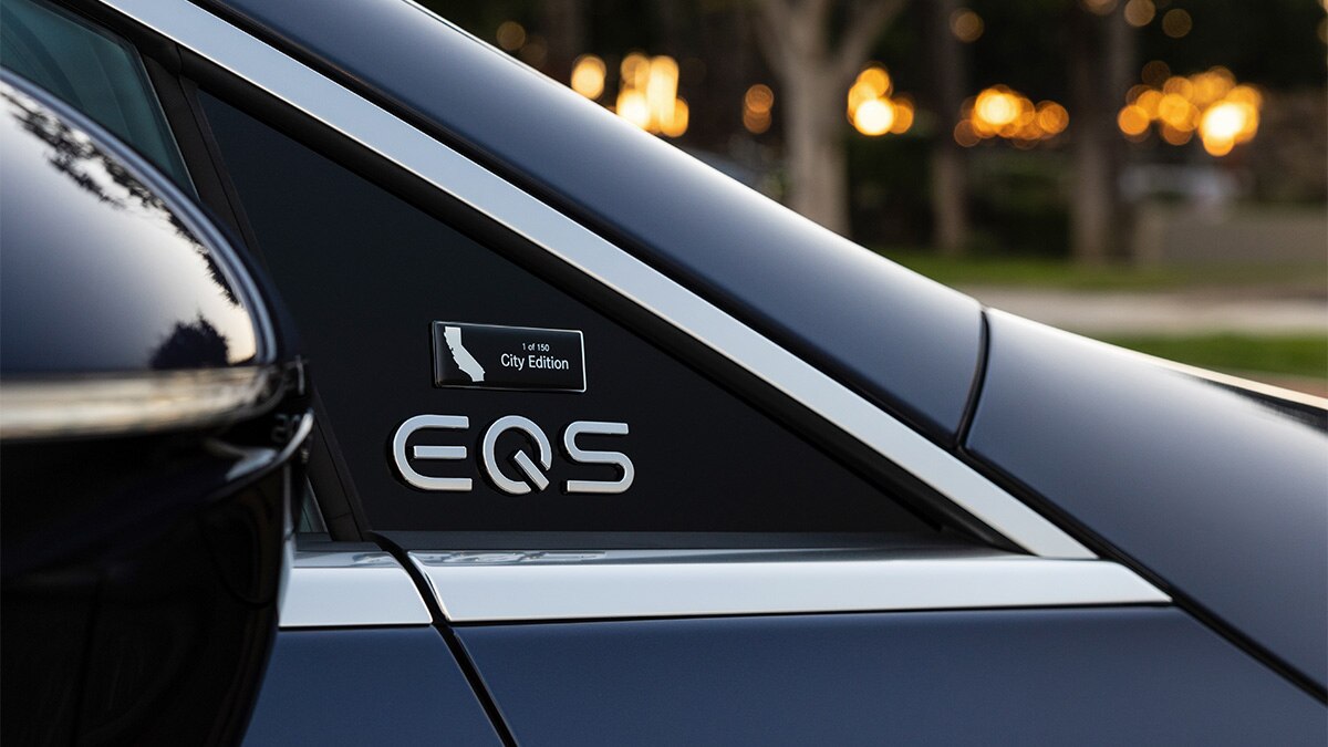 The EQS 580 City Edition, limited to 150 units and sold only in California, comes with a free ChargePoint Home Flex charger. 