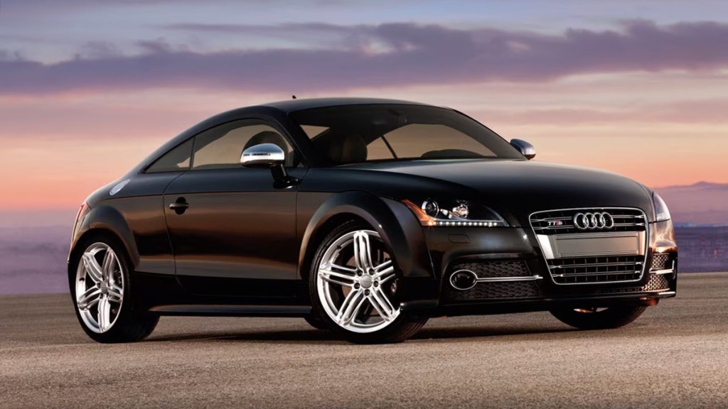 2012 Audi TT front right.