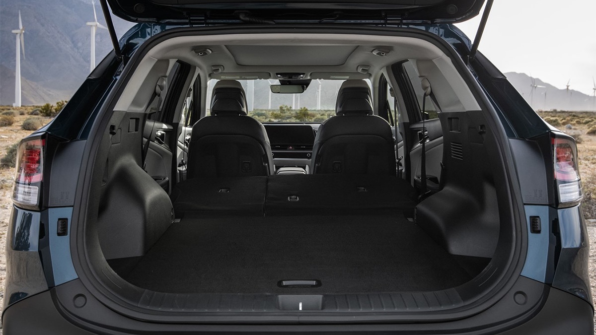 With rear seat folded, the 2024 Kia Sportage Hybrid becomes as handy as a small van. 