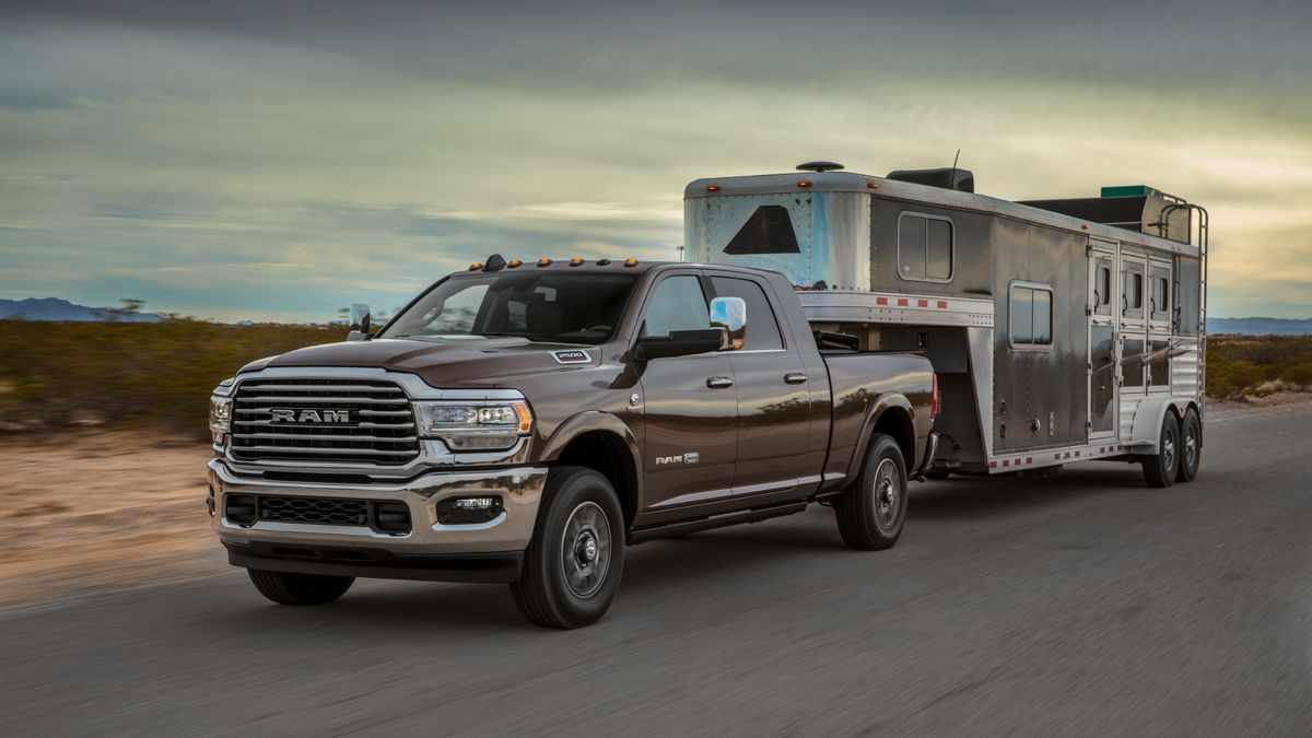 The 2024 Ram 2500 Heavy Duty Limited Longhorn Mega Cab excels in towing and payload.