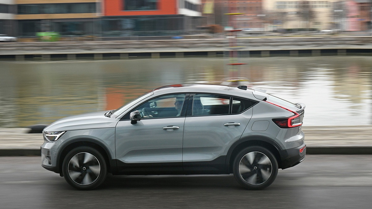 2024 Volvo C40 Recharge Choosing the Right Trim Autotrader