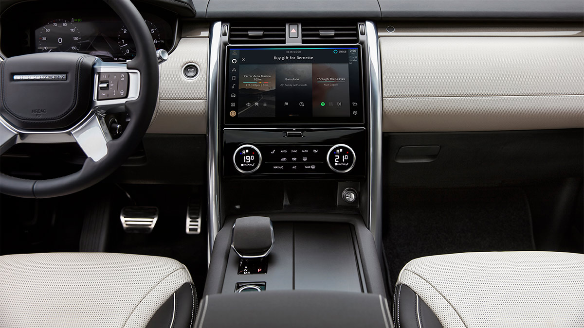 2024 Land Rover Discovery 